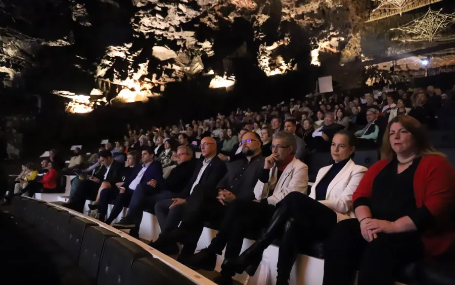 «Presentado en Jameos del Agua el libro que revela la conexión única entre César Manrique y Haría»