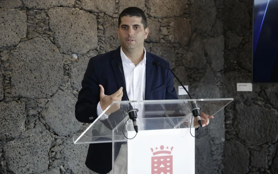 Los Centros Turísticos refuerzan su compromiso con la sostenibilidad mediante la adquisición de siete vehículos de emisiones cero
