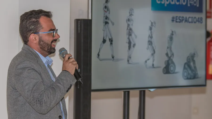 Echedey Eugenio inauguración espacio 48