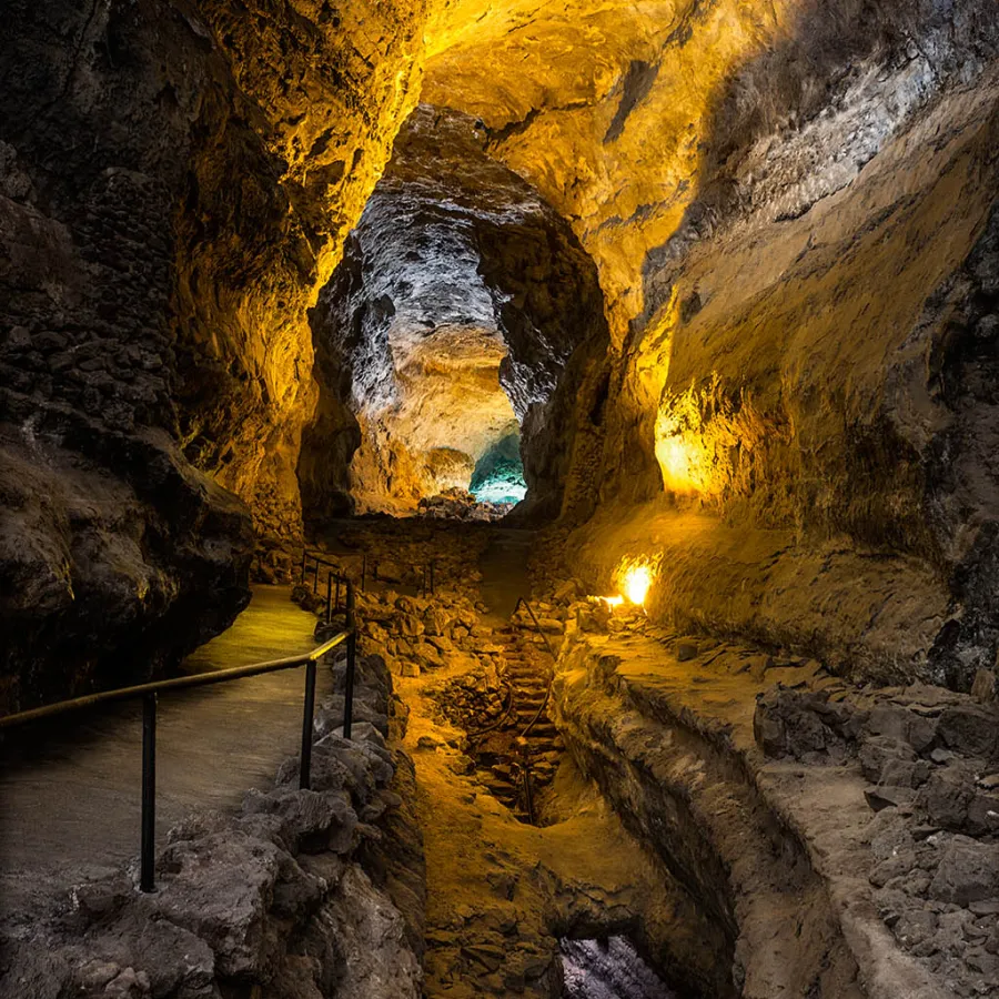 cueva de los verdes