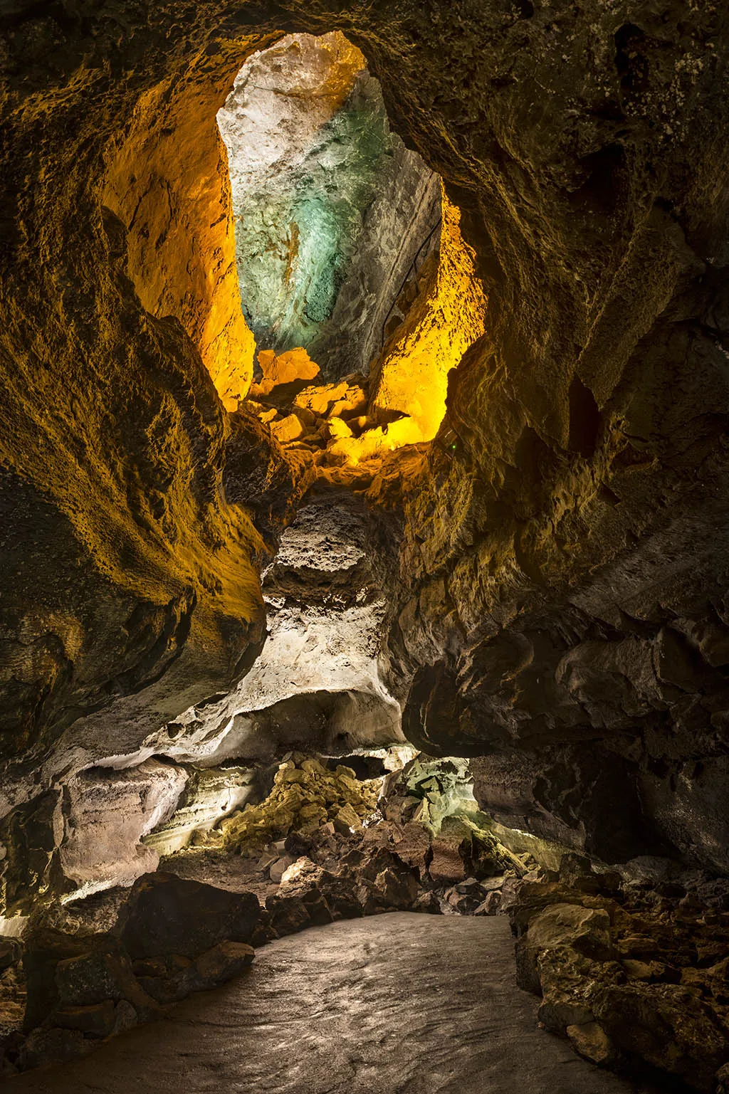 cueva de los verdes